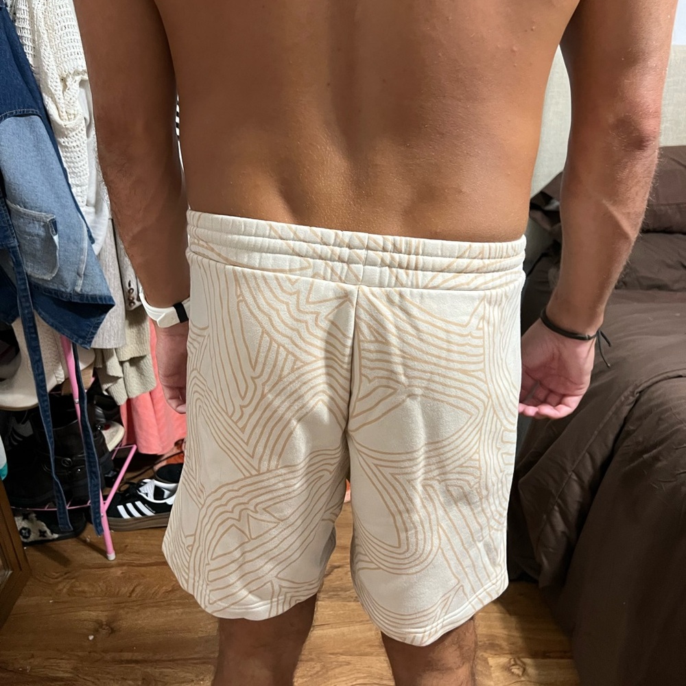 ADIDAS men’s shorts - Picture 6 of 8